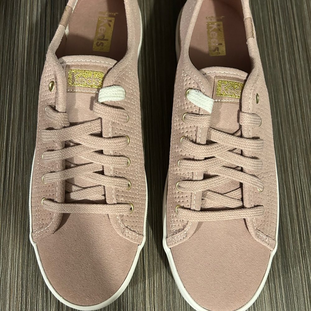 Keds Pink Casual Sneakers with Sleek Design